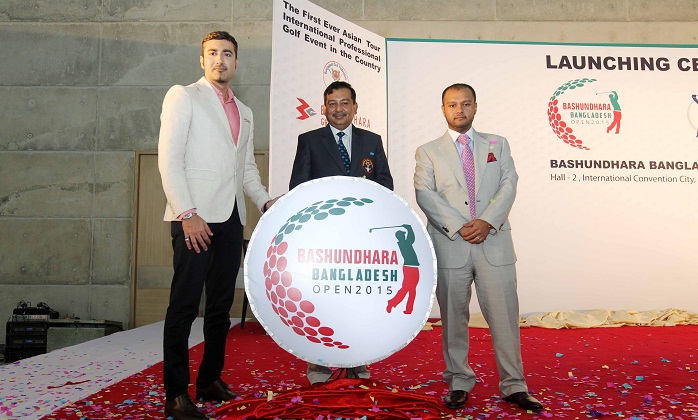 Senior Vice-President of Bangladesh Golf Federation Maj Gen Mizanur Rahman Khan, centre, Additional Managing Director of Bashundhara Group Safwan Sobhan, right, and Mohammad Shariz of Asian Tour pose with the logo of Bashundhara Bangladesh Open Golf Tournament-2015 at the launching ceremony at International Convention City Bashundhara on Monday