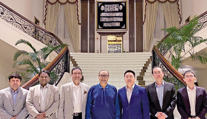 China Communications Construction Company Bangladesh Branch pays a courtesy call on Bashundhara Group Chairman